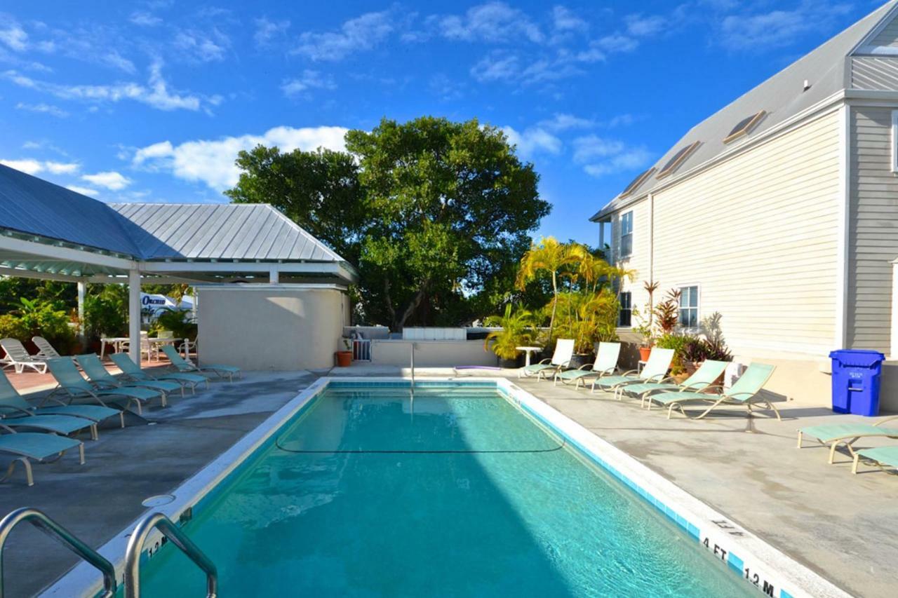 Casa Caribe @ Duval Square Hotel Key West Exterior photo